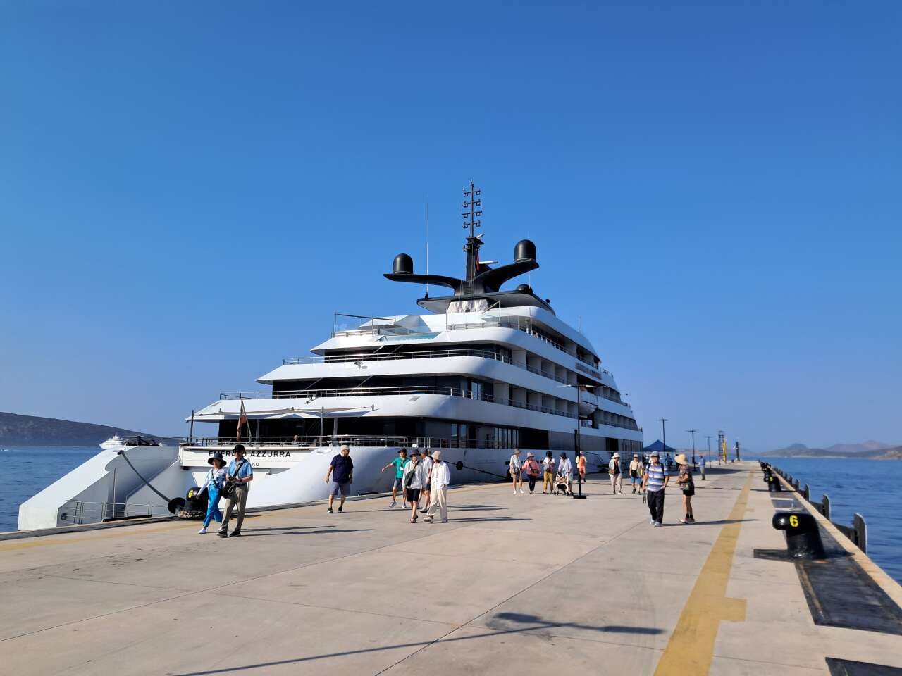 Emerald Azzurra Bodrum’da: Kruvaziyer Turizminde Hareketlilik Sürüyor 1